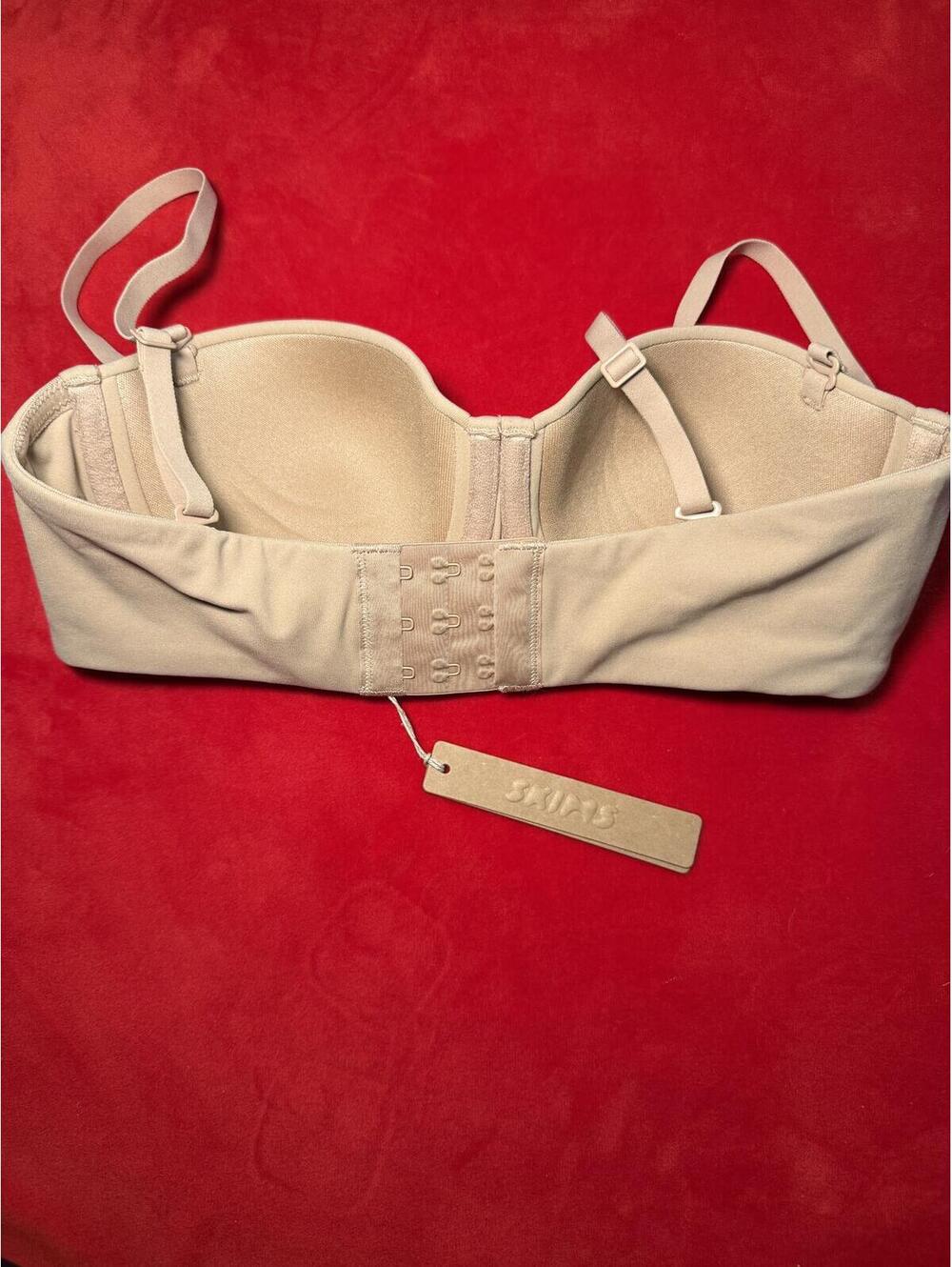 Skims Fits Everybody Strapless Bra Color Clay Size 36C - Picture 2 of 3